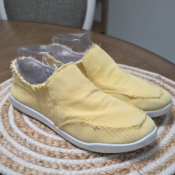 Vionic Shoes - Vionic Beach Malibu Slip On Casual Shoes, Size 8